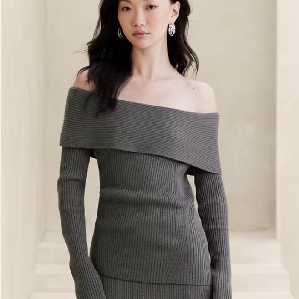 Off-Shoulder Gray Sweater